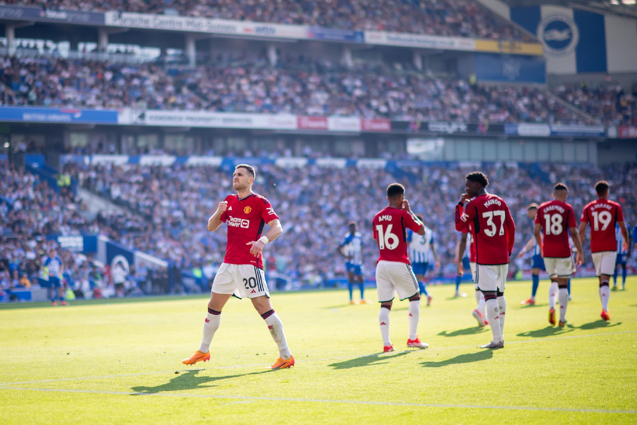 三战全胜打入21球 中国队晋级U20女足亚洲杯决赛圈.